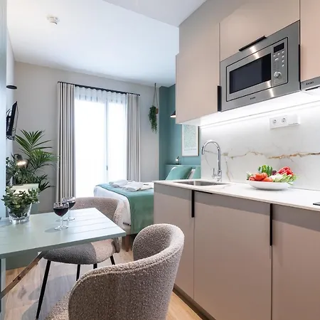 Hotel apartamentowy Moontels Mercado De Ruzafa Walencja