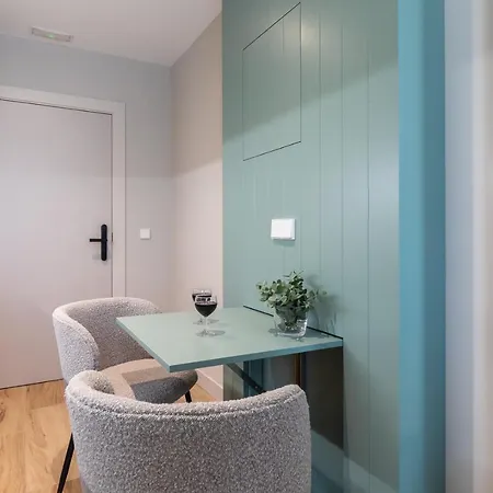 Hotel apartamentowy Moontels Mercado De Ruzafa Walencja
