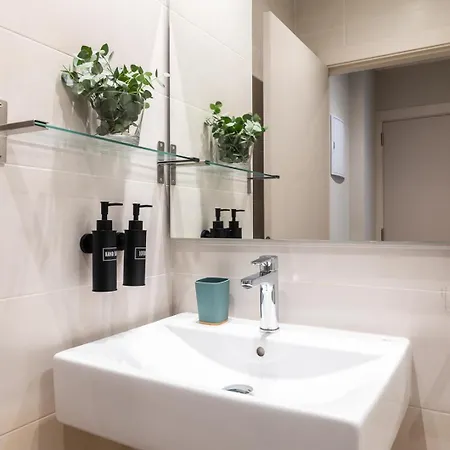 Hotel apartamentowy Moontels Mercado De Ruzafa Walencja